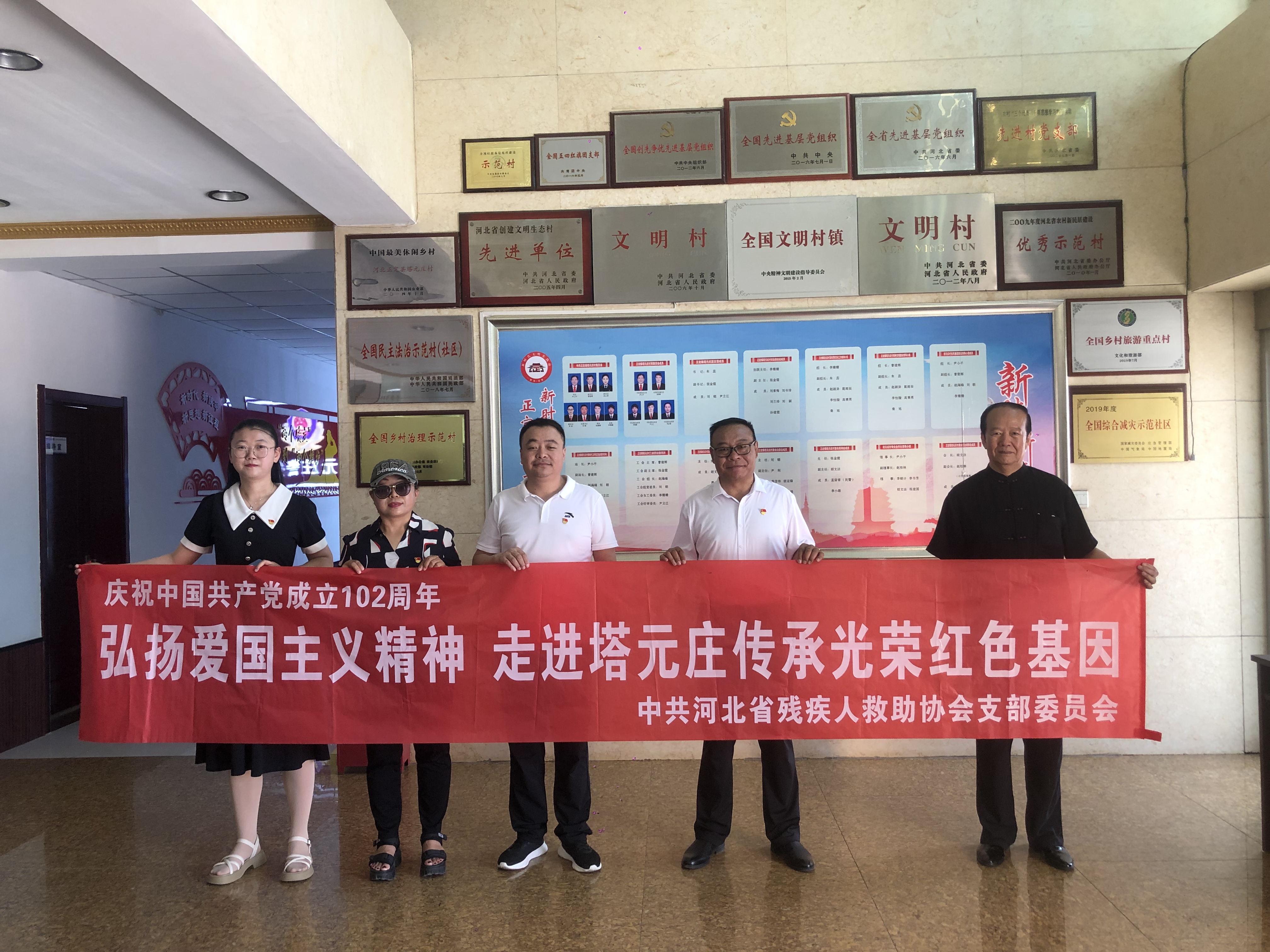 b8bf4d4bdb4fb520ea5be134744a964.jpg b8bf4d4bdb4fb520ea5be134744a964.jpg